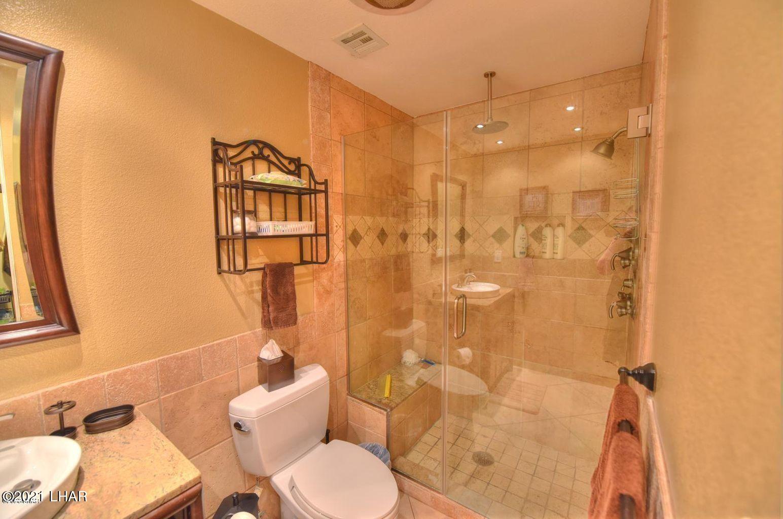 8887 Apache Loop Parker, AZ 85344 - Photo 34 of 39 HALL BATHROOM