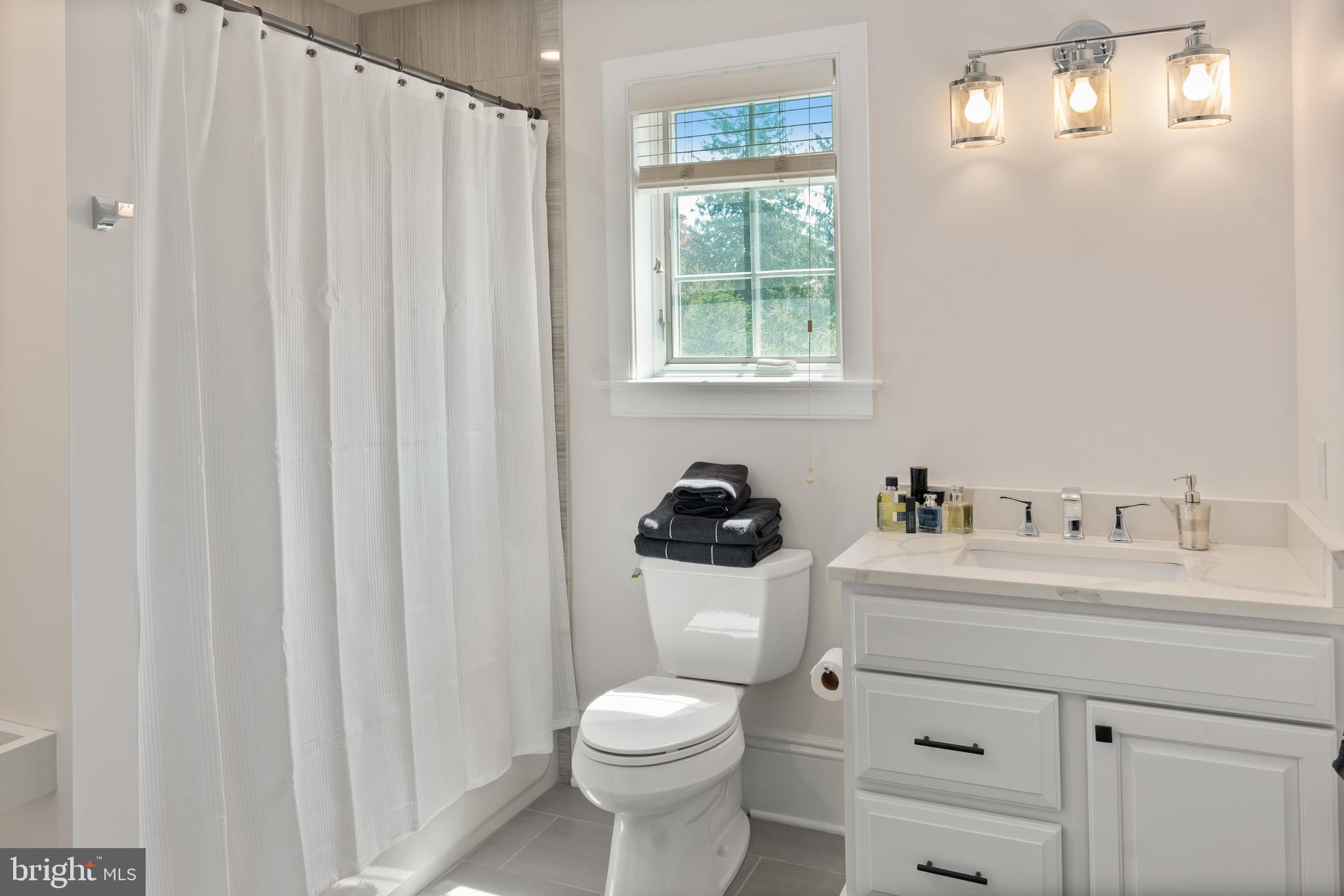 3316 Indian Springs Road Doylestown, PA 18902 - Photo 26 of 60