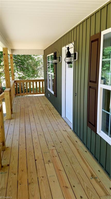 367 Briggs Road Lexington, NC 27292 - Photo 3 of 22 BEAUTIFUL 30X6 PORCH TO RELAX ON!!