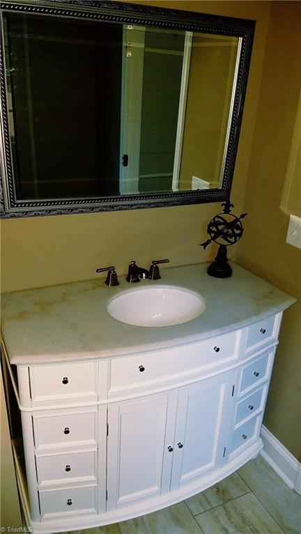 367 Briggs Road Lexington, NC 27292 - Photo 10 of 22 MASTER BATH VANITY-MARBLE TOP-PLENTY OF DRAWERS FOR STORAGE