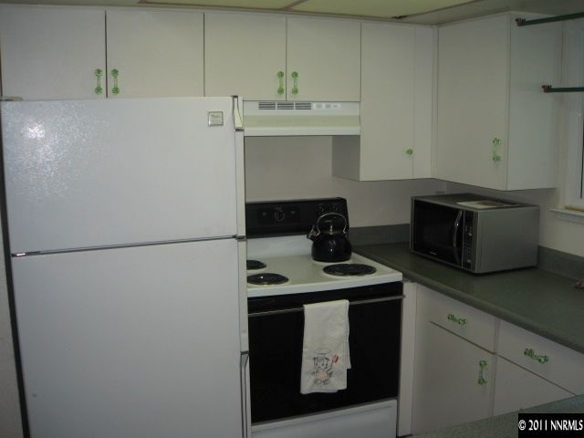 2370 Roundhouse Road Sparks, NV 89431 - Photo 3 of 13 Photo 3
