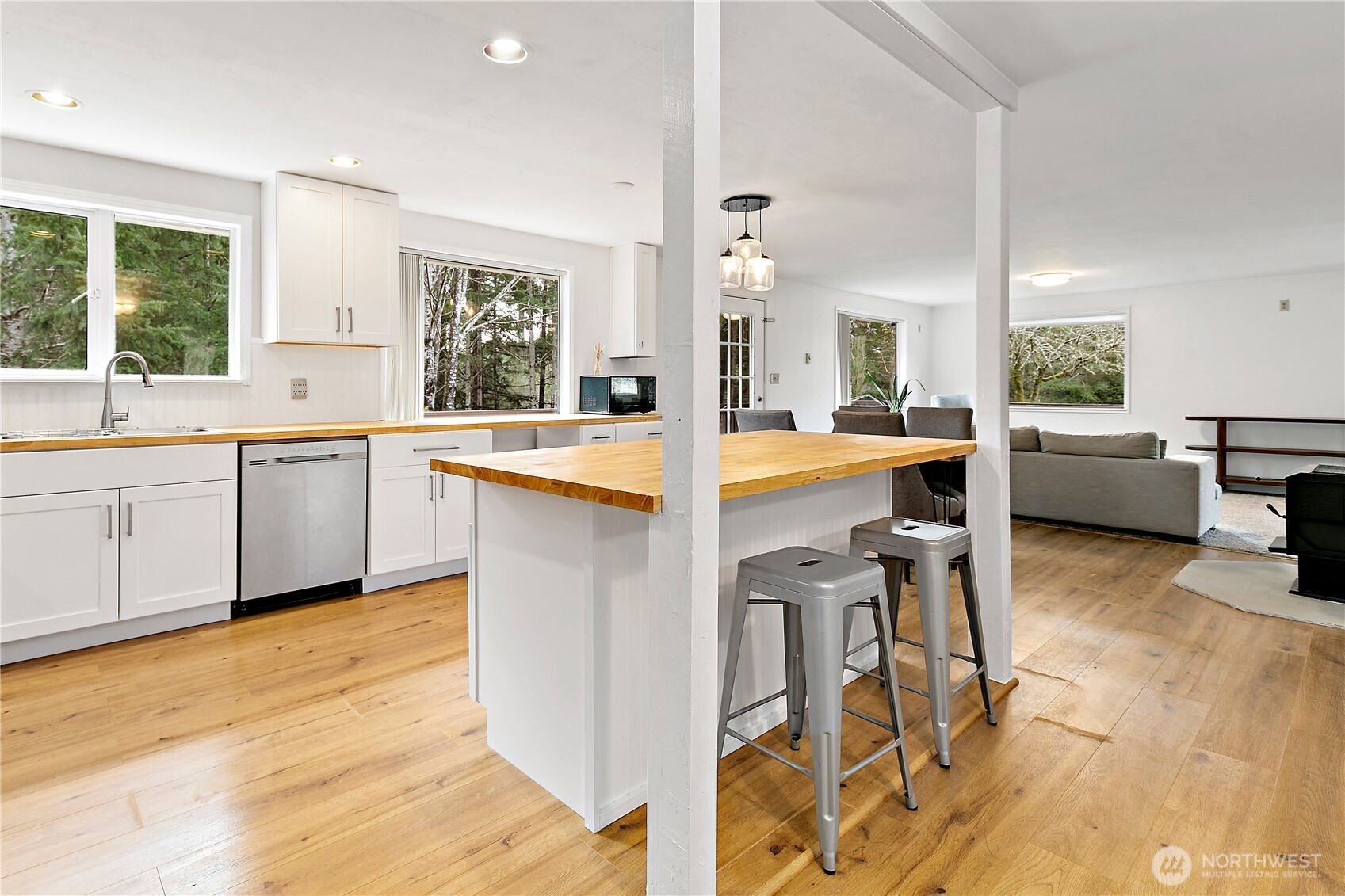 4540 East Pickering Road Shelton, WA 98584 - Photo 12 of 32