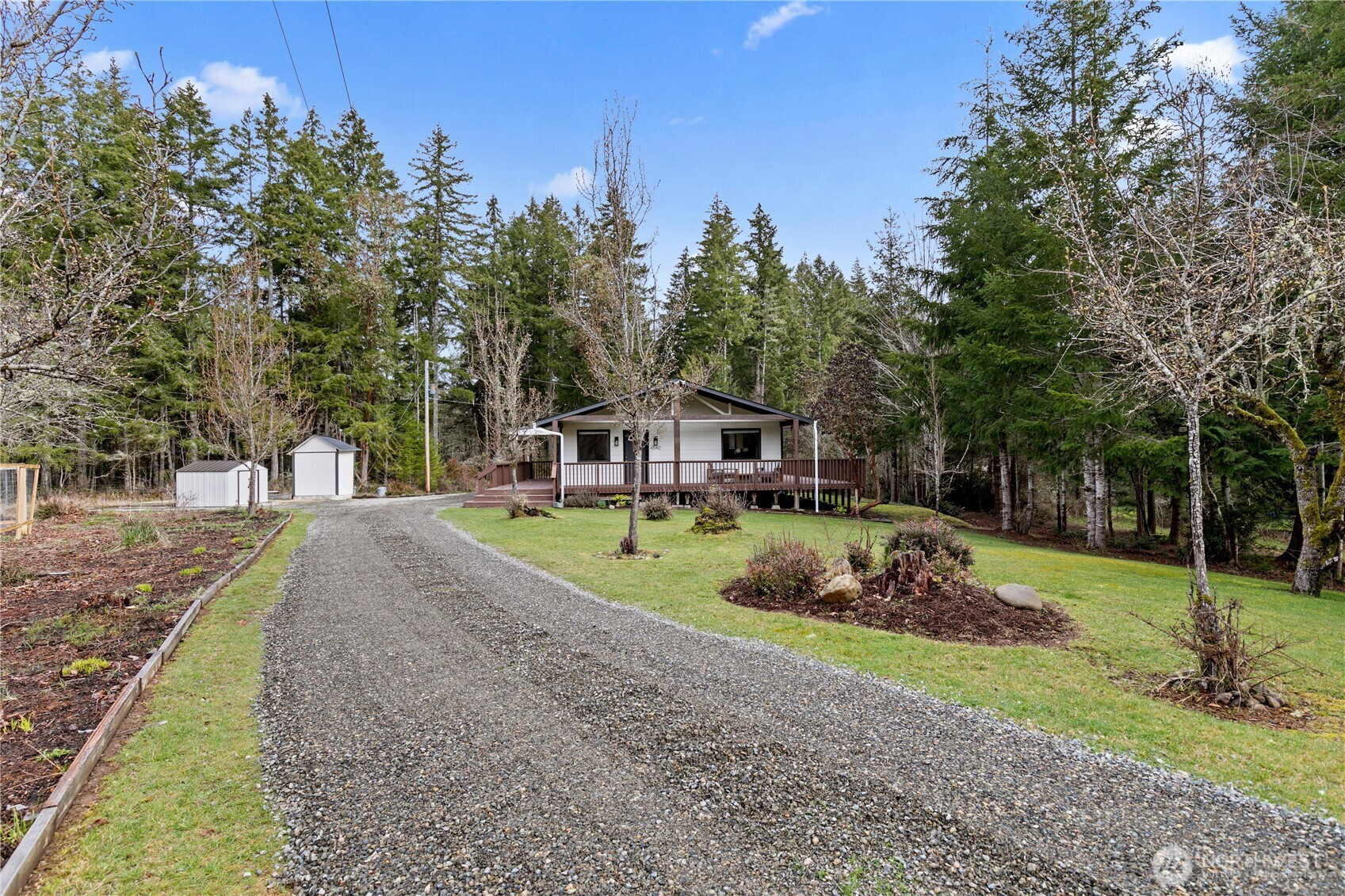 4540 East Pickering Road Shelton, WA 98584 - Photo 3 of 32