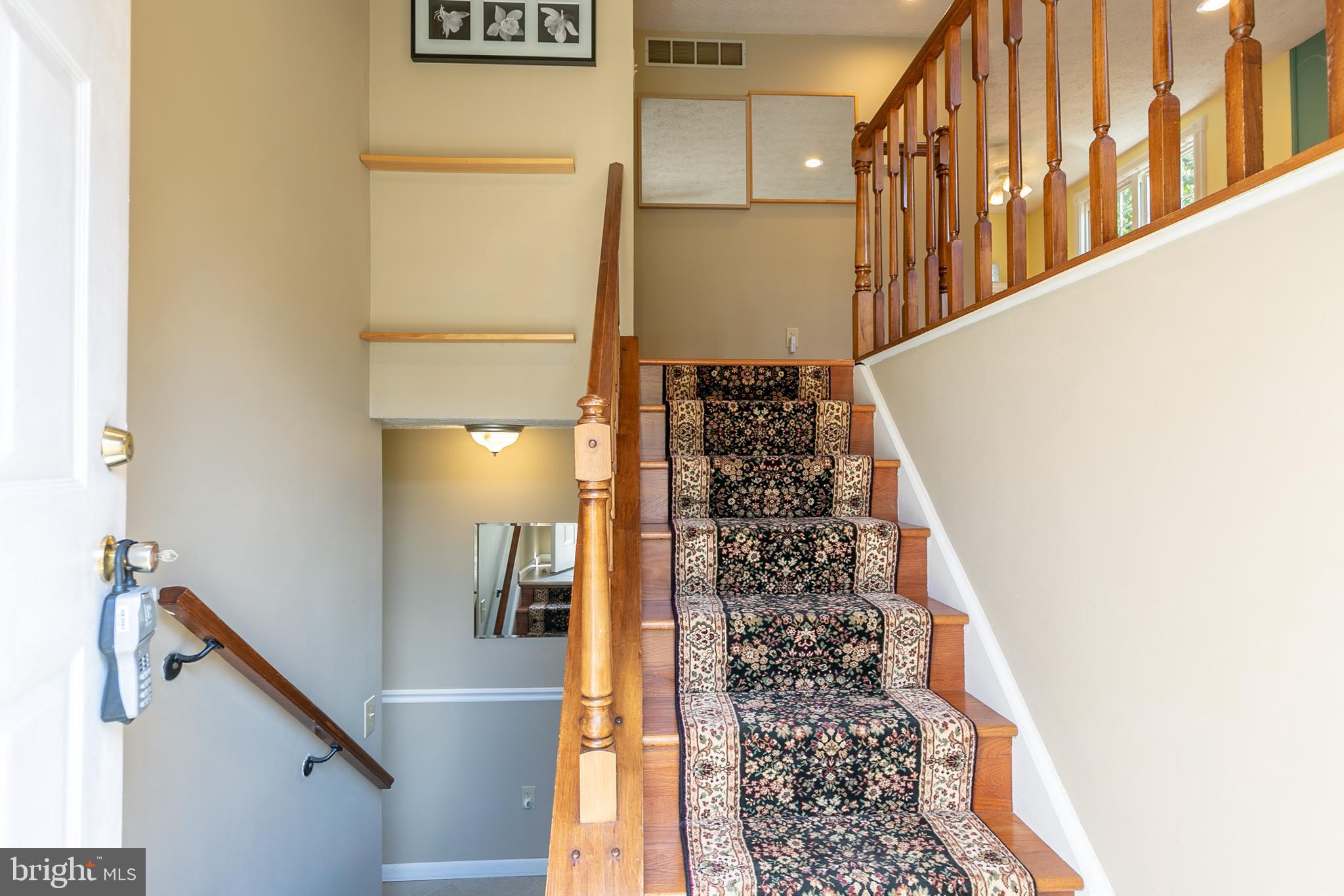7717 Baggins Road Hanover, MD 21076 - Photo 3 of 41 Gallery Image 3