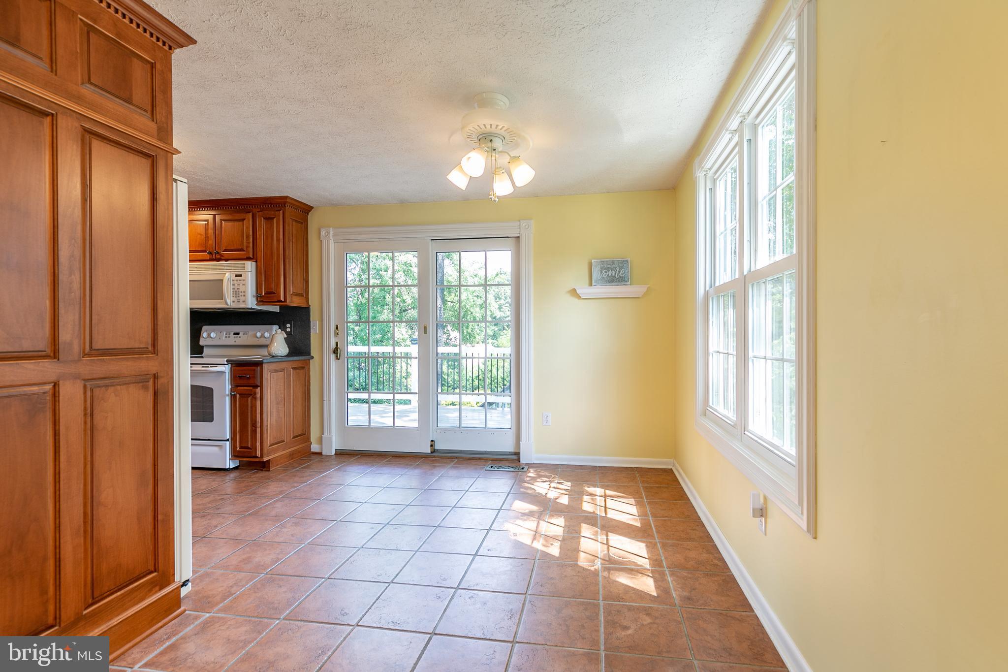 7717 Baggins Road Hanover, MD 21076 - Photo 7 of 41 Gallery Image 7
