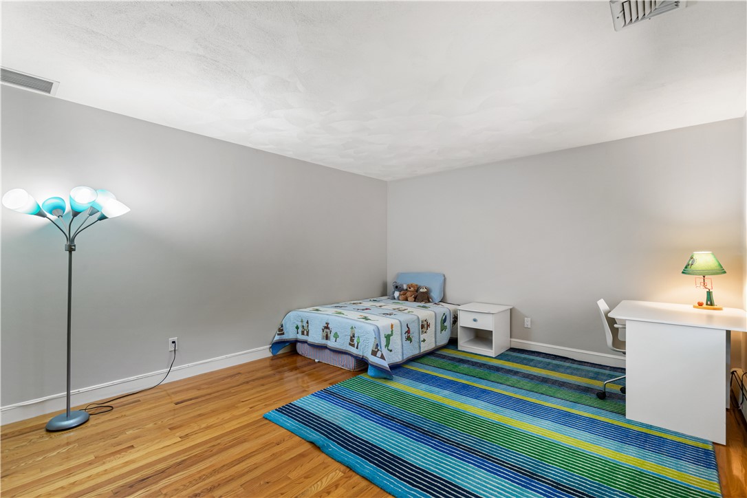 7 Kings Row Cumberland, RI 02864 - Photo 44 of 50