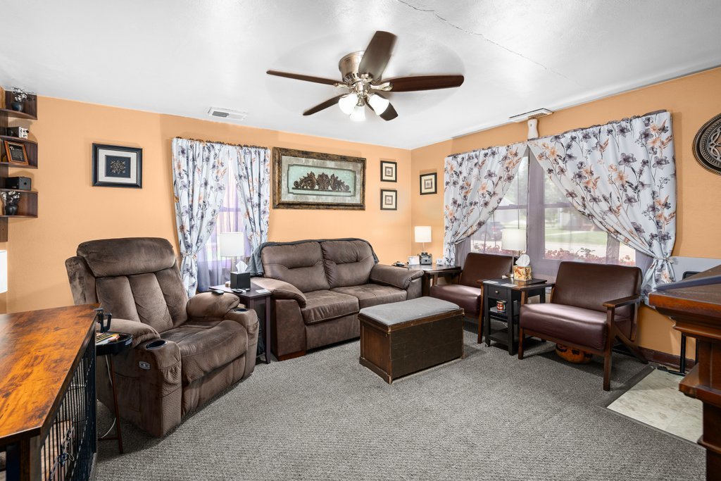 129 3rd Street Carbon Cliff, IL 61239 - Photo 5 of 25