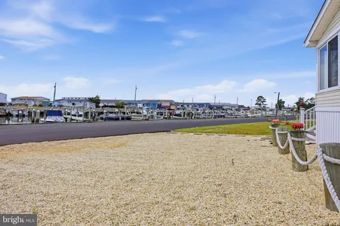 $195,000 | 35688 East Harbor Drive, Unit 53692, Millsboro, DE 19966