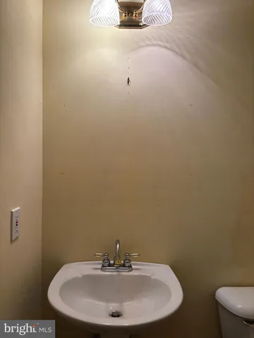 $3,400 | 410 Wharf Road, Unit RIVER, Bensalem, PA 19020