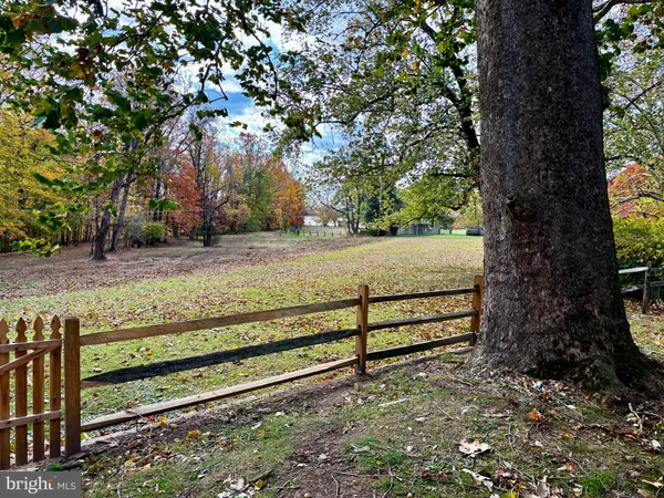 $3,250 | 410 Wharf Road, Unit RIVER, Bensalem, PA 19020