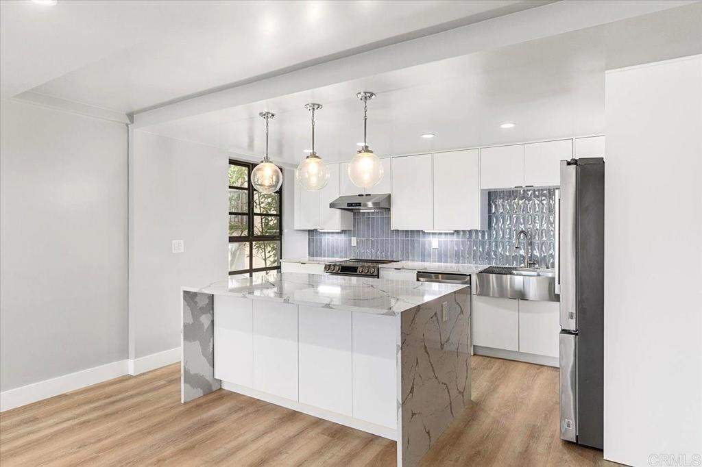 1250 Cave Street, Unit 3 La Jolla, CA 92037 - Photo 11 of 27