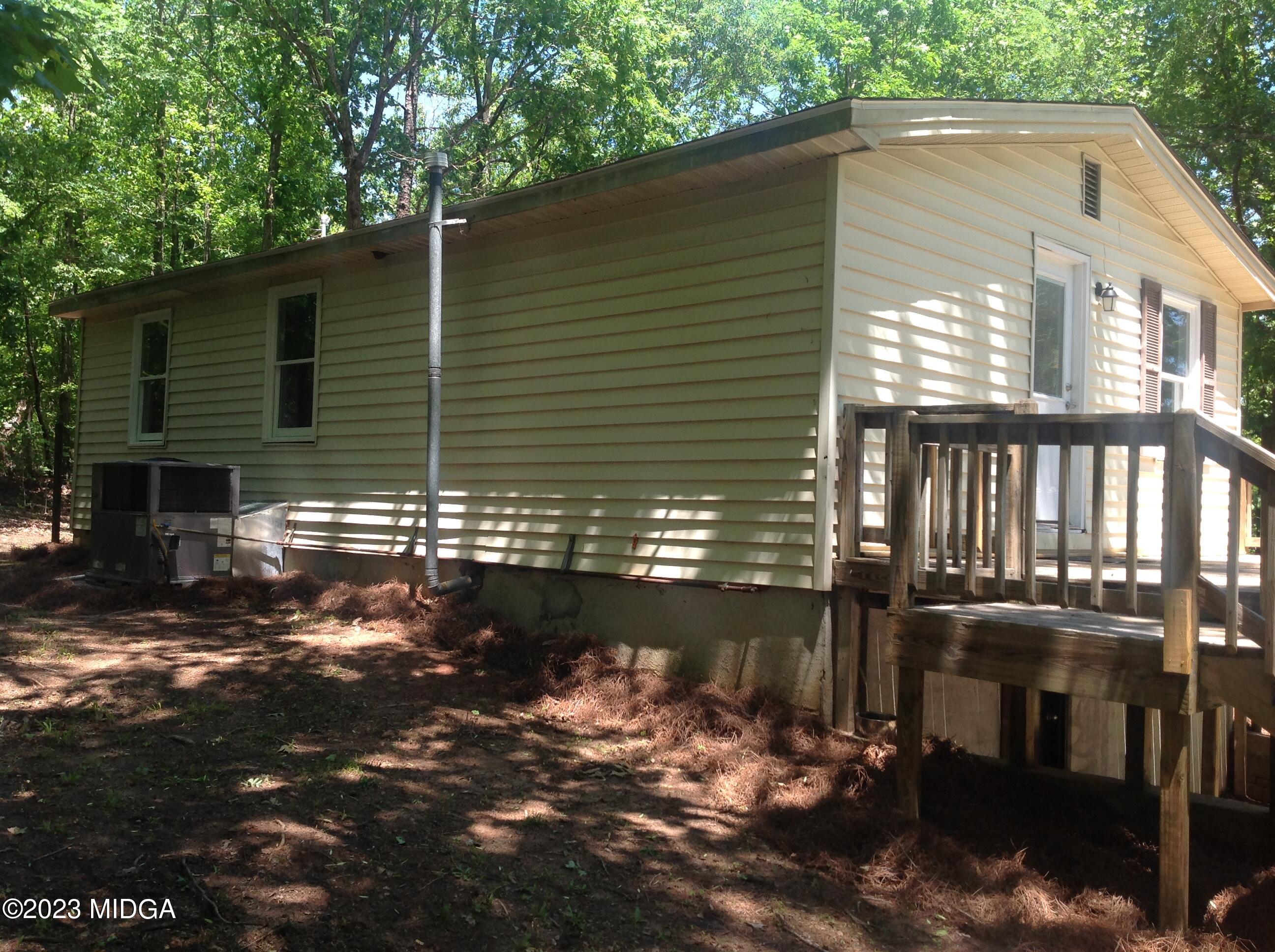 156 Henderson Road Macon, GA 31217 - Photo 27 of 39 IMG_8634