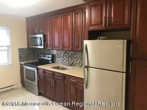 $1,800 | 197 Parker Avenue, Unit 11B, Manasquan, NJ 08736