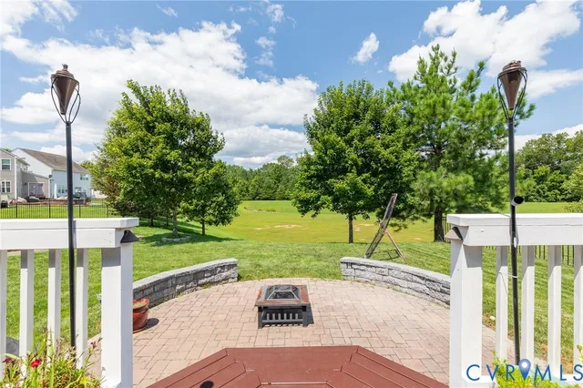 $660,000 | 9511 Thornecrest Drive, Mechanicsville, VA 23116