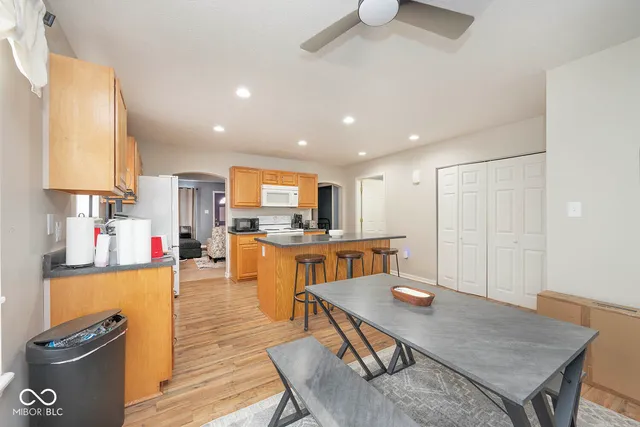 $209,900 | 430 North Vine Street, Plainfield, IN 46168