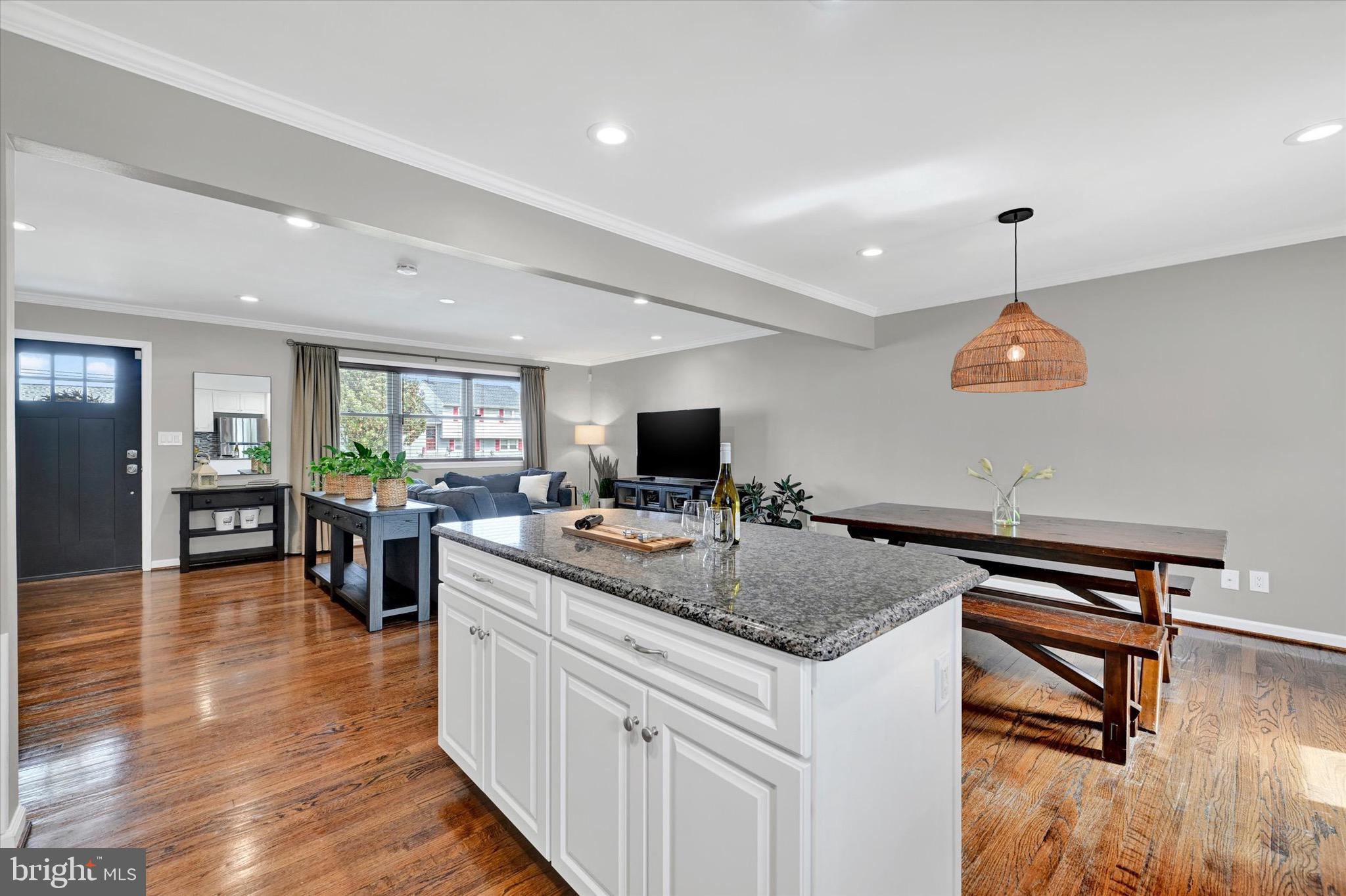 1619 Alston Road Towson, MD 21204 - Photo 12 of 38