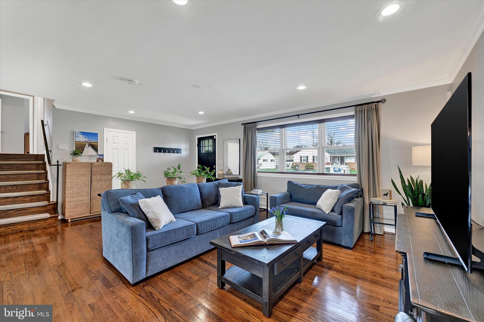 1619 Alston Road Towson, MD 21204 - Photo 8 of 38