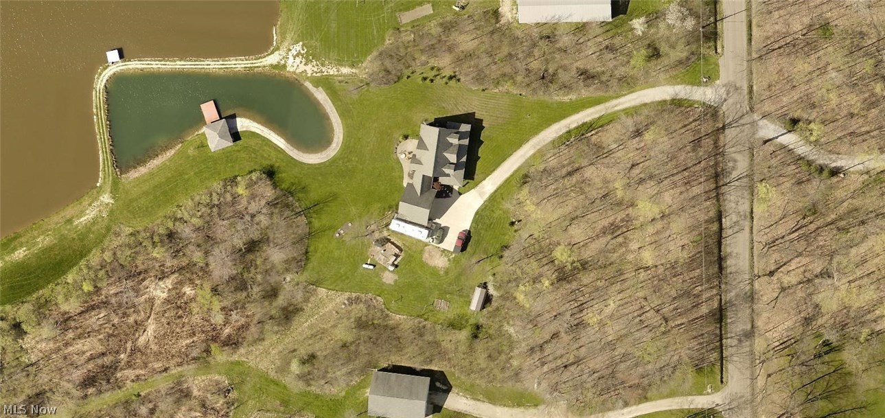 13092 Forest Road Burton, OH 44021 - Photo 8 of 34