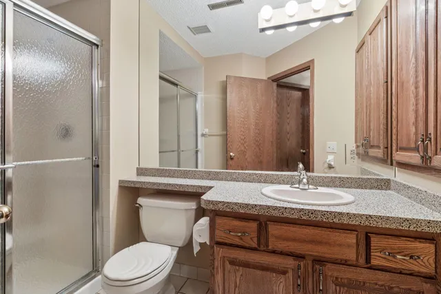 $369,900 | 15700 15th Place North, Plymouth, MN 55447