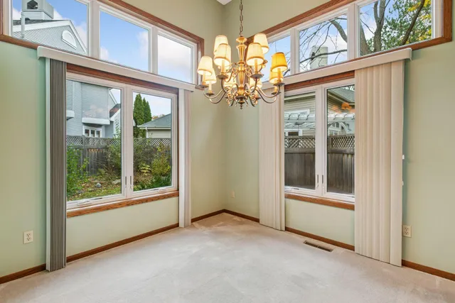 $369,900 | 15700 15th Place North, Plymouth, MN 55447