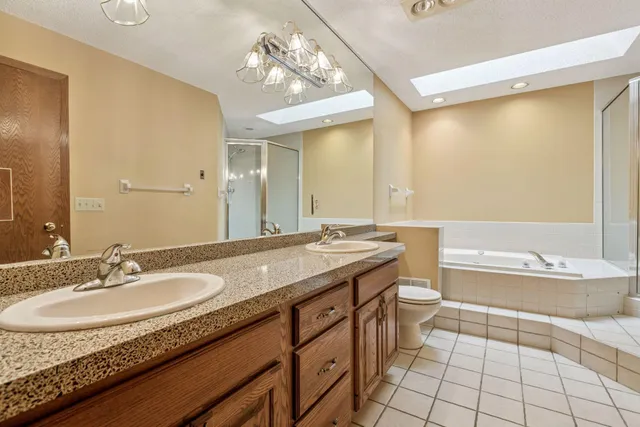 $369,900 | 15700 15th Place North, Plymouth, MN 55447