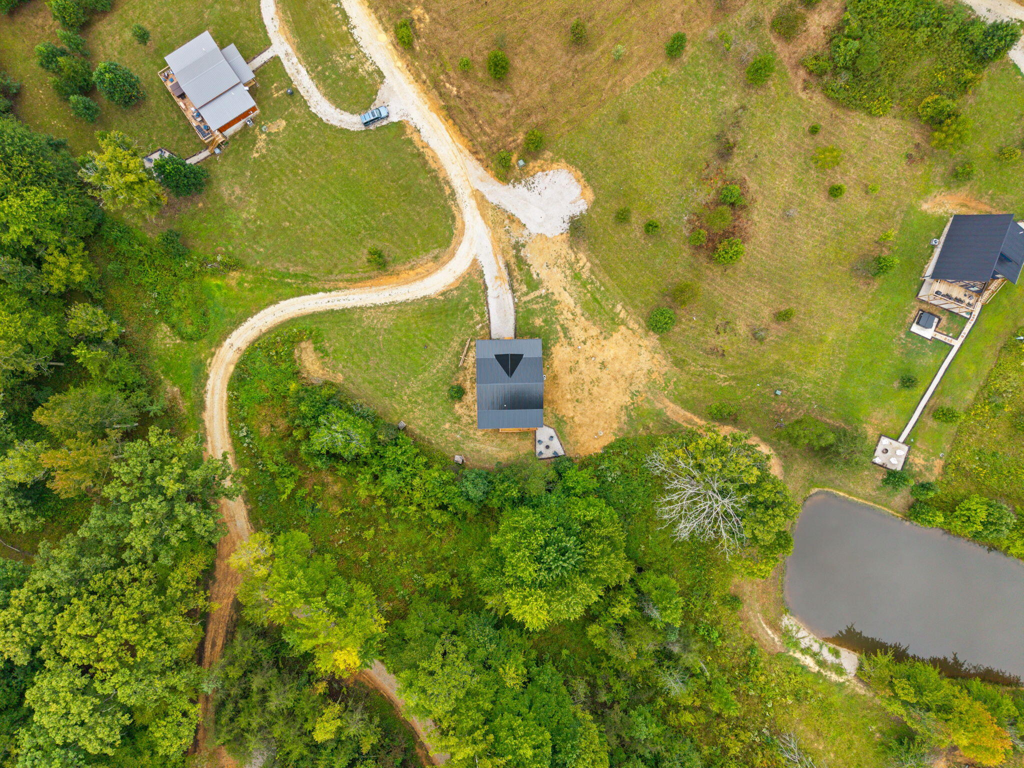38 Hawks Point Road Beattyville, KY 41311 - Photo 57 of 57 21-web-or-mls-DJI_20260911121406_0055_D