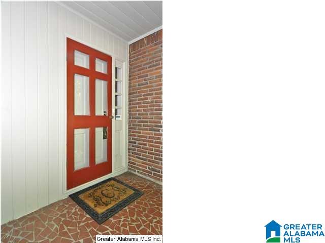 2728 Cherokee Road Mountain Brook, AL 35216 - Photo 2 of 32
