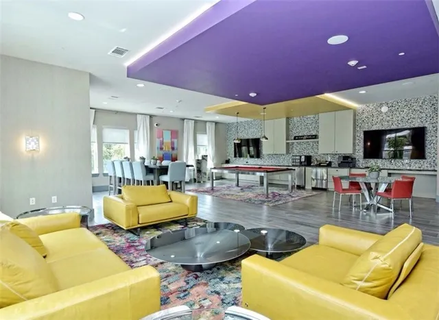 $2,000 | 1900 Barton Springs Road, Unit 5004, Austin, TX 78704