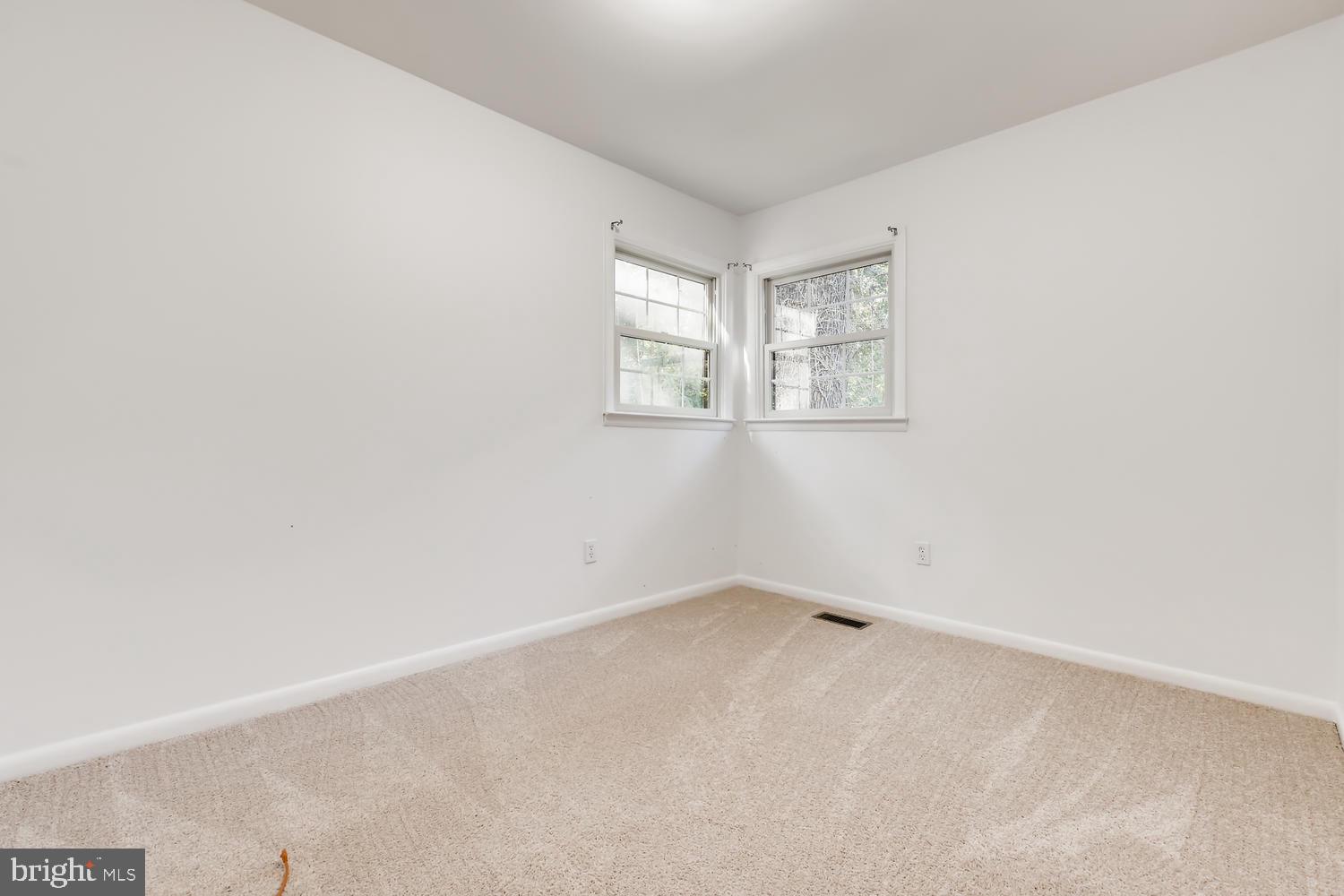 133 Inverness Road Severna Park, MD 21146 - Photo 10 of 33