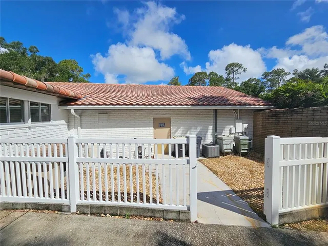 $899,900 | 200 Island Way, Winter Haven, FL 33884