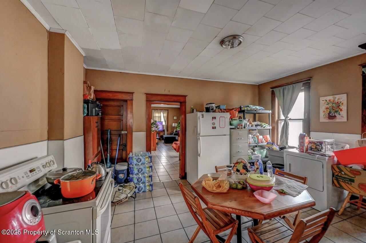 1522 1524, Unit REAR Scranton, PA 18505 - Photo 15 of 55 1522-1524 Rear Cedar Ave 18 Large