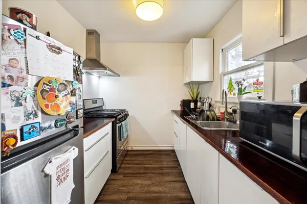 $1,695 | 2511 White Oak Drive, Unit A, Houston, TX 77009