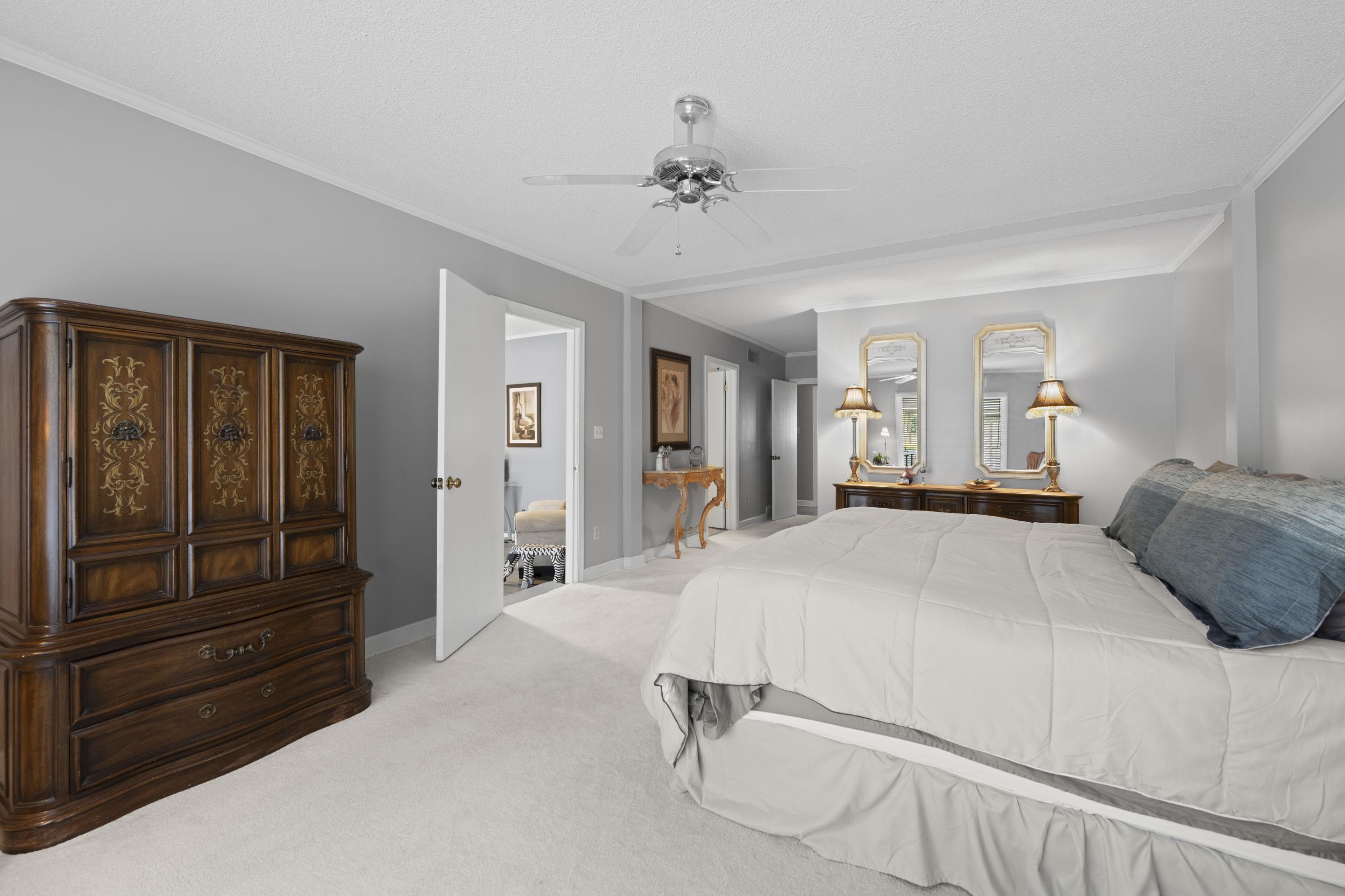 219 North Rose Road Memphis, TN 38117 - Photo 16 of 30 Another view of the large primary suite.