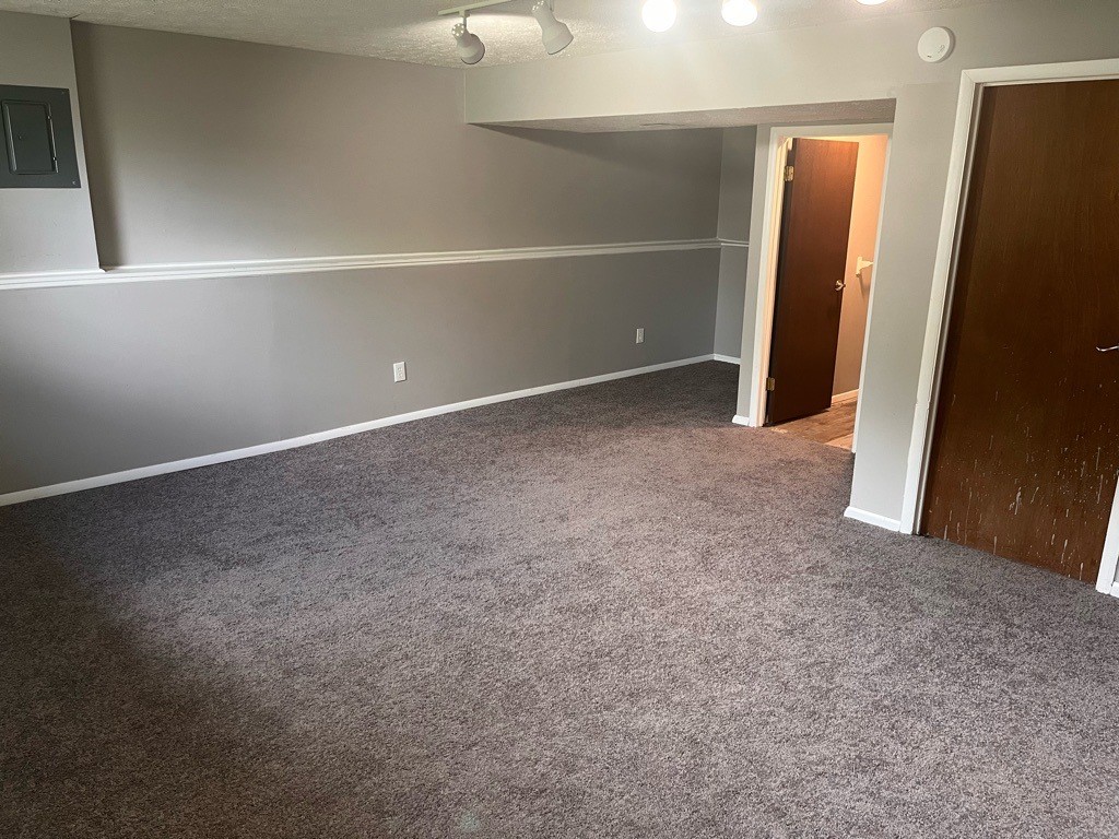 32 Mapleview Circle Penfield, NY 14526 - Photo 8 of 17