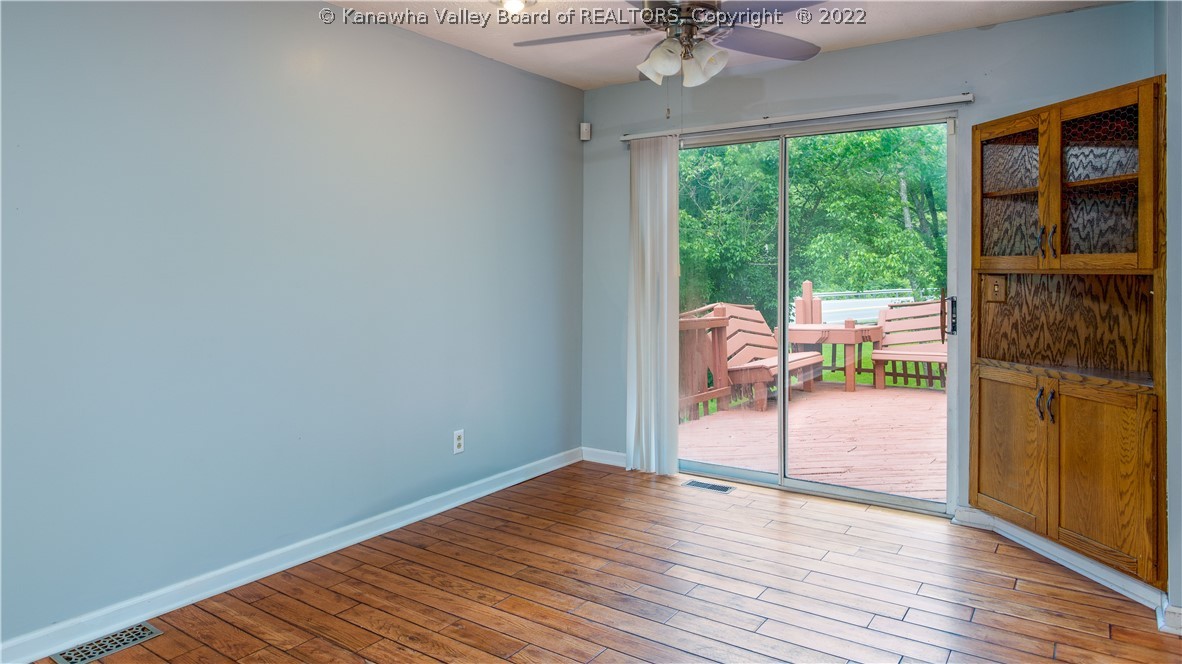 5002 Ridgemont Heights Lavalette, WV 25535 - Photo 15 of 33 Gallery Image 15