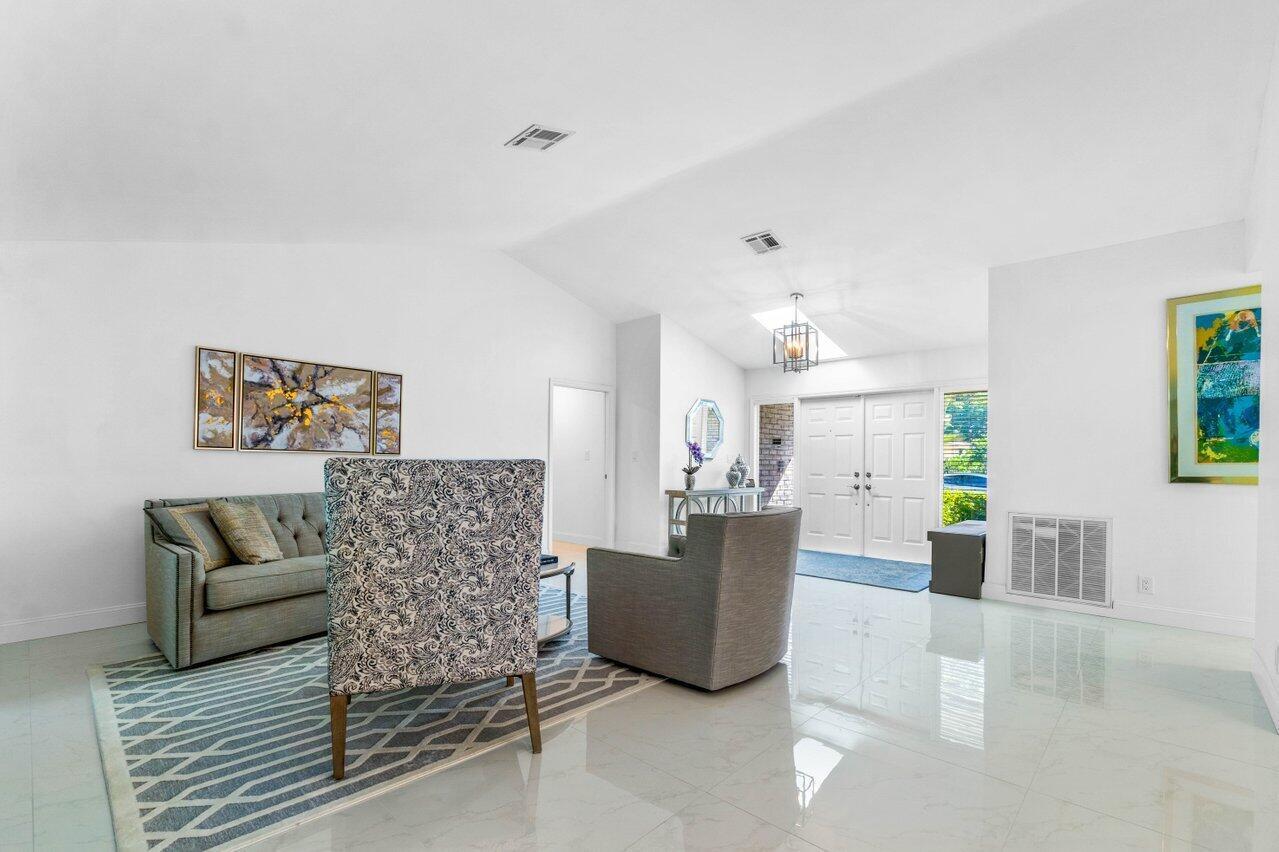 2683 Northwest 45th Street Boca Raton, FL 33434 - Photo 4 of 28 Living Room