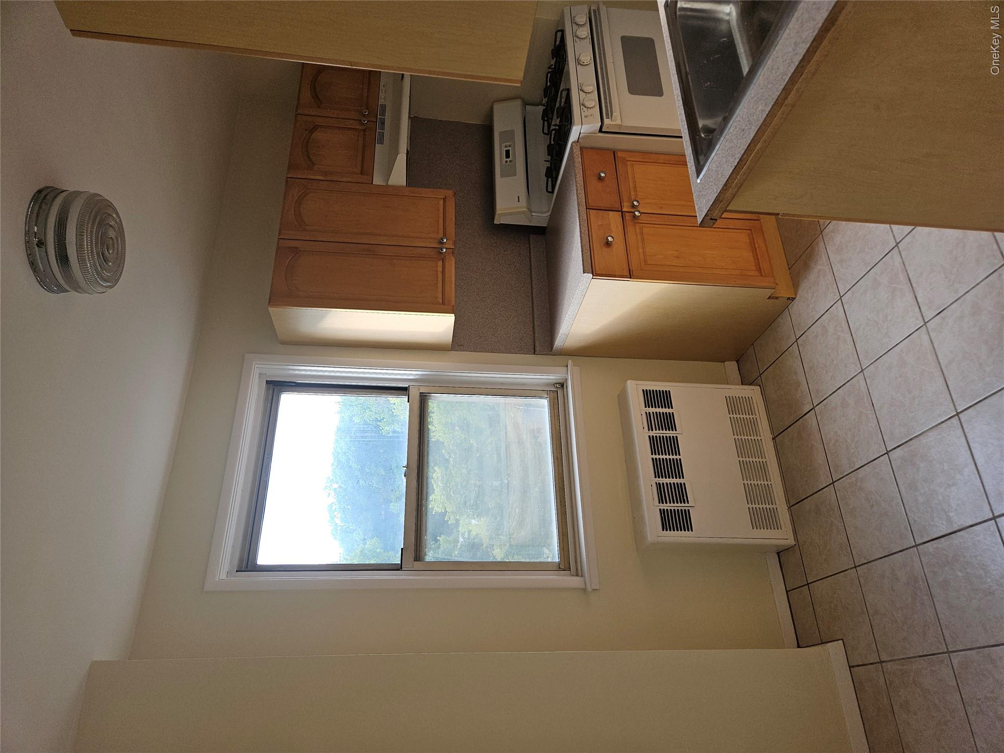 5500 Fieldston Road, Unit 4II Bronx, NY 10471 - Photo 9 of 15 Kitchen.