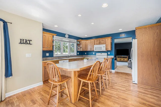 $414,900 | 4812 Green Meadow Court, Hamilton, MI 49419