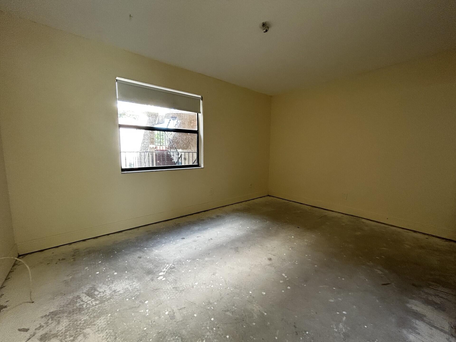 3252 Foxcroft Road, Unit 202 Miramar, FL 33025 - Photo 13 of 23 Guest Bedroom 1