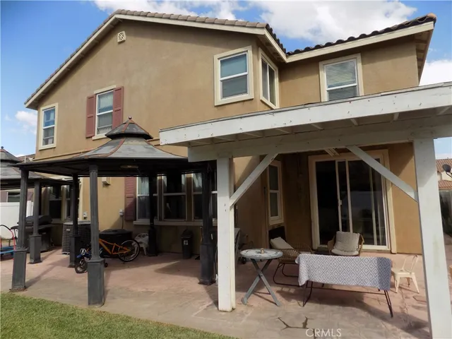 a view of house with a outdoor space