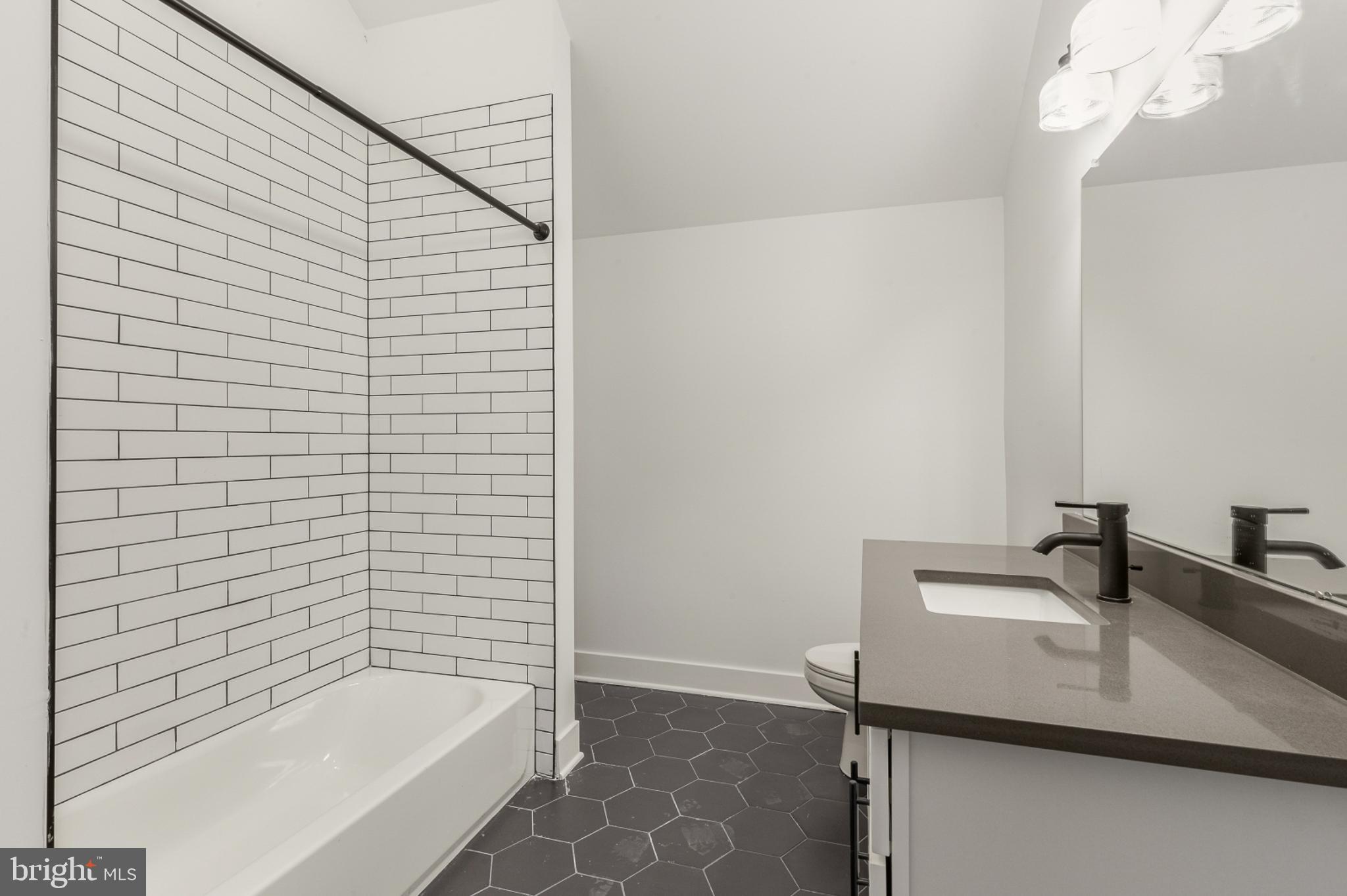 7037 Ridge Avenue, Unit 305 Philadelphia, PA 19128 - Photo 12 of 19