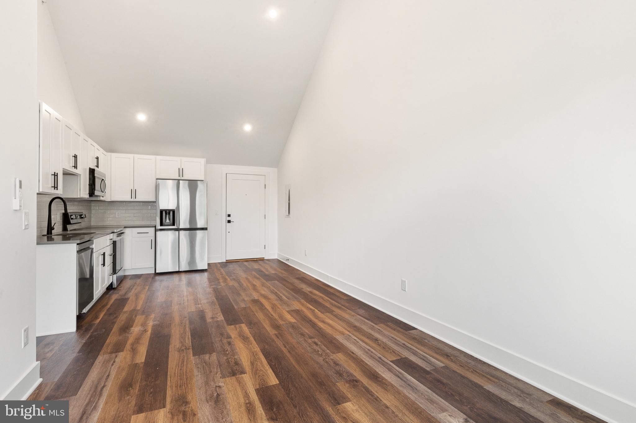 7037 Ridge Avenue, Unit 305 Philadelphia, PA 19128 - Photo 9 of 19