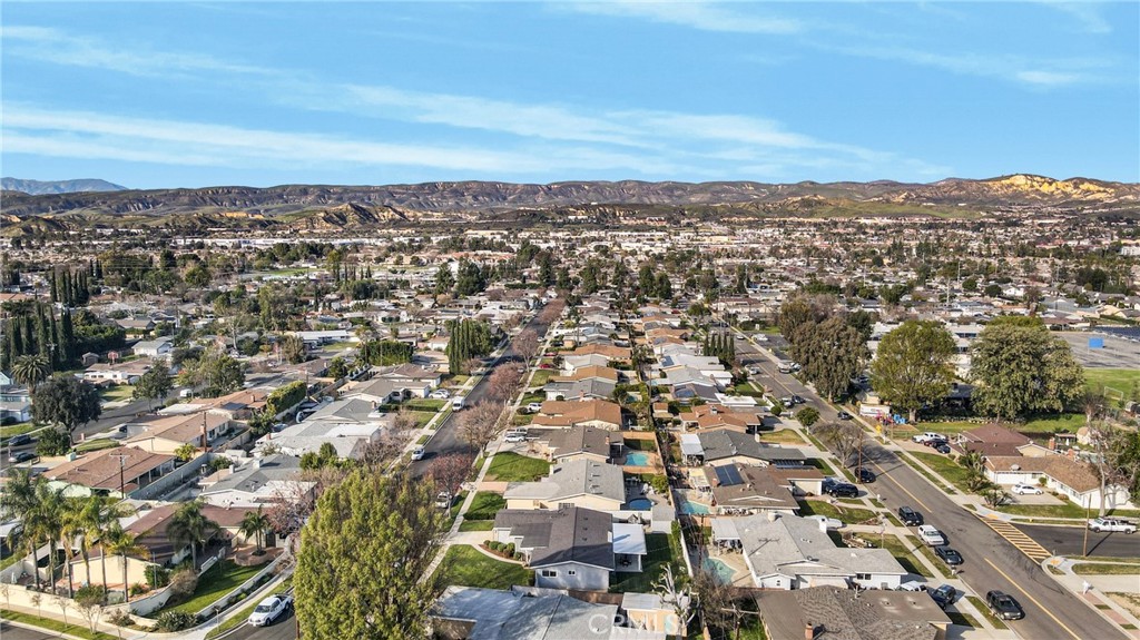 1148 Bryson Avenue Simi Valley, CA 93065 - Photo 29 of 31 Aerial view of home and city