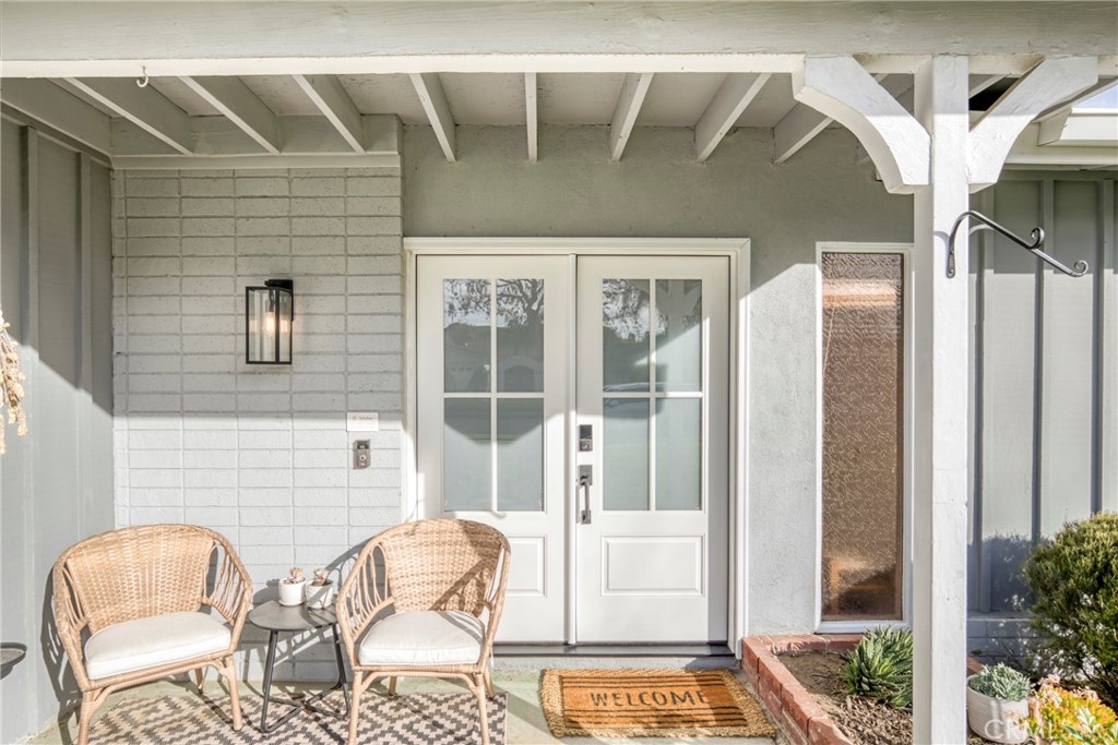 1148 Bryson Avenue Simi Valley, CA 93065 - Photo 3 of 31 Front porch
