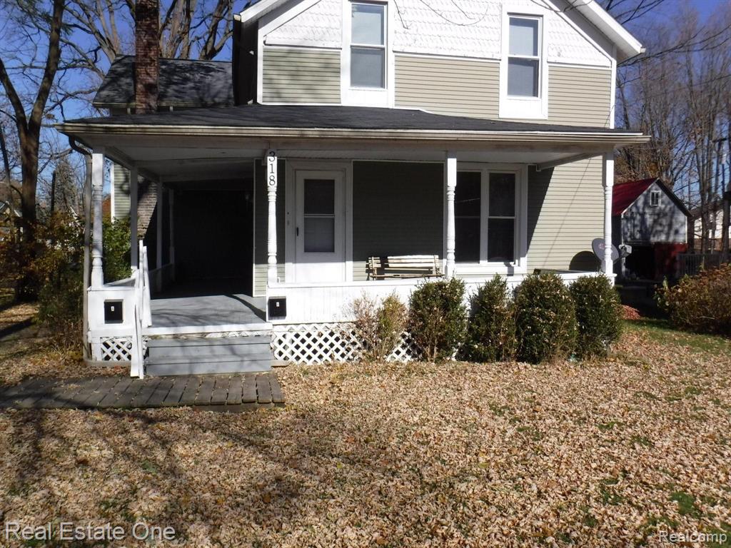 318 East Brooks Street Howell, MI 48843 - Photo 3 of 26