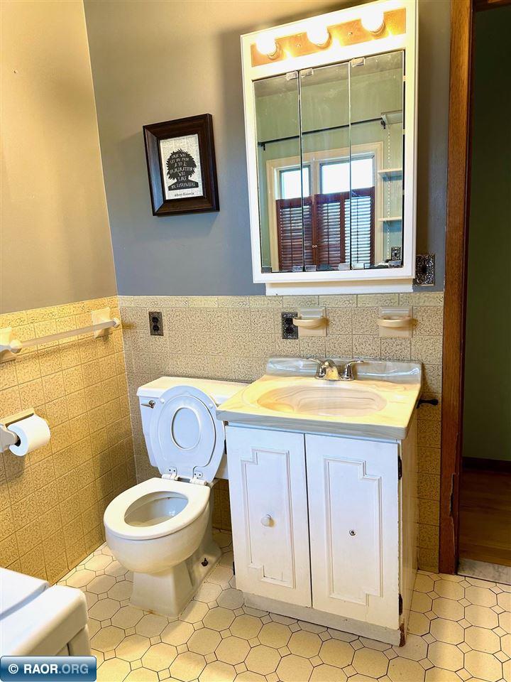 1803 Wolf Road Virginia, MN 55792 - Photo 8 of 34 Gallery Image 8