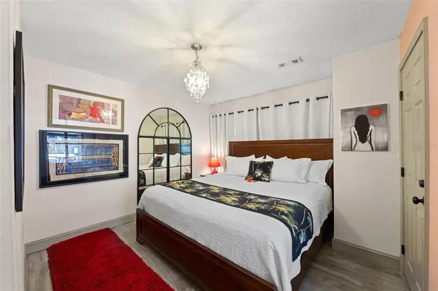 $1,500,000 | 941 Virginia Drive, Sarasota, FL 34234