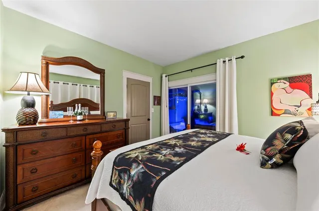 $1,500,000 | 941 Virginia Drive, Sarasota, FL 34234