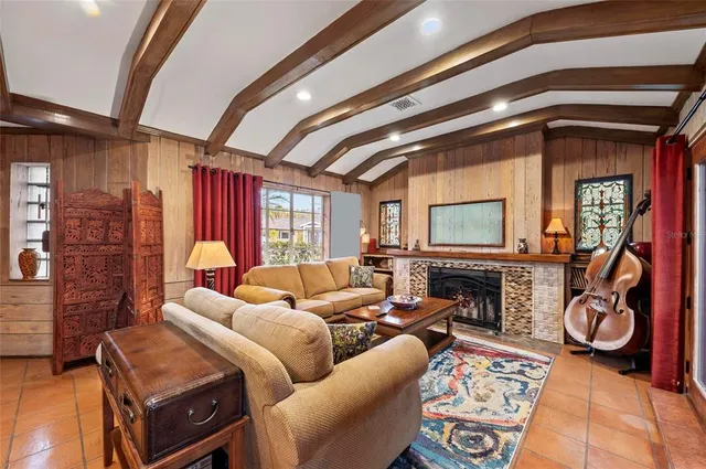 $1,500,000 | 941 Virginia Drive, Sarasota, FL 34234