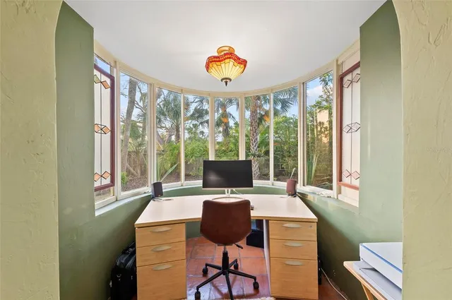 $1,500,000 | 941 Virginia Drive, Sarasota, FL 34234